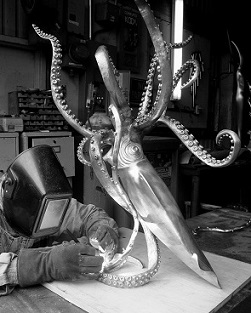 [Image: kirk_welding_squid2a.jpg]