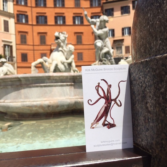 <img src="http://giant squid_squid_sculpture_ Fontana del Nettuno_n.jpg" alt="Bronze giant squid">